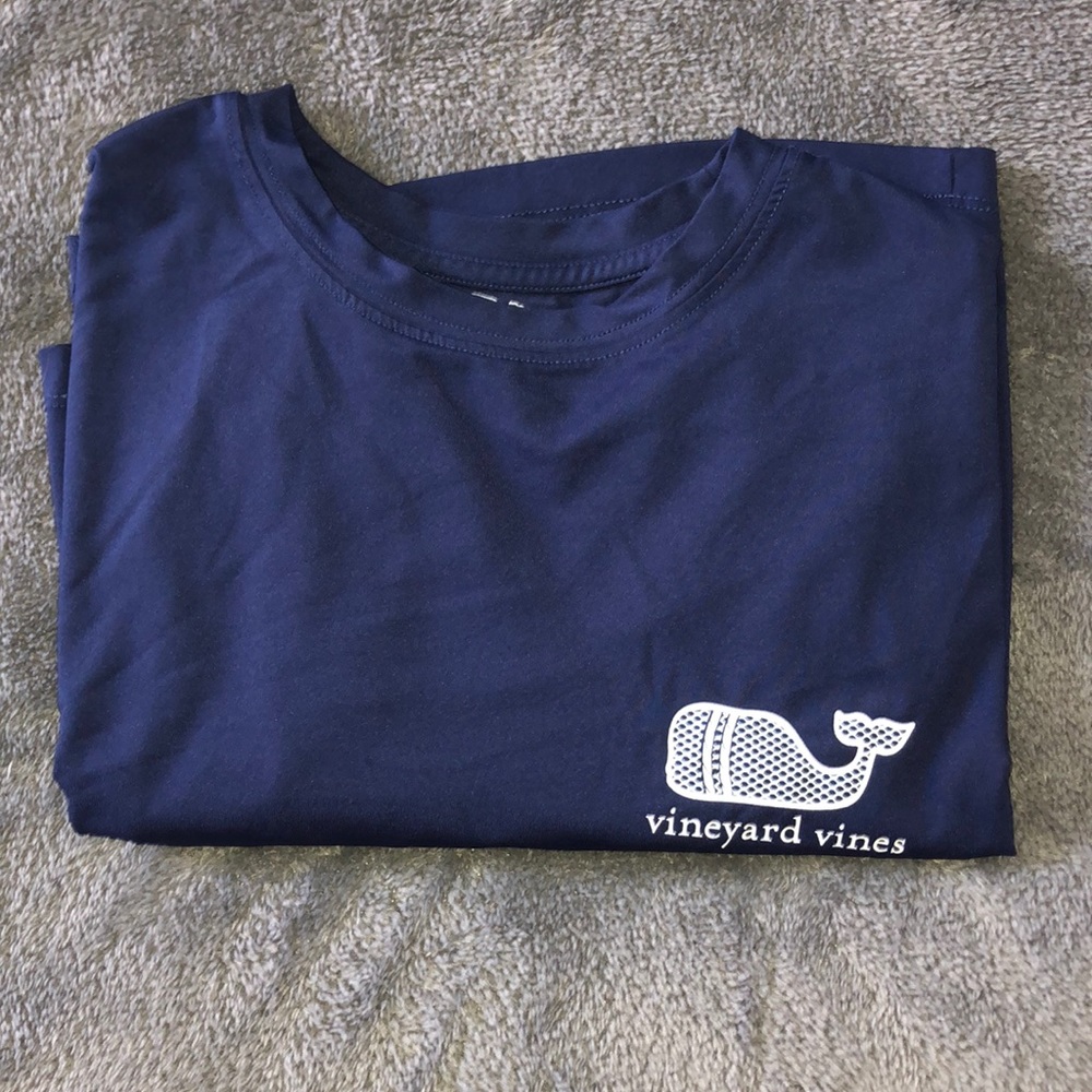 Vineyard vines men’s tee